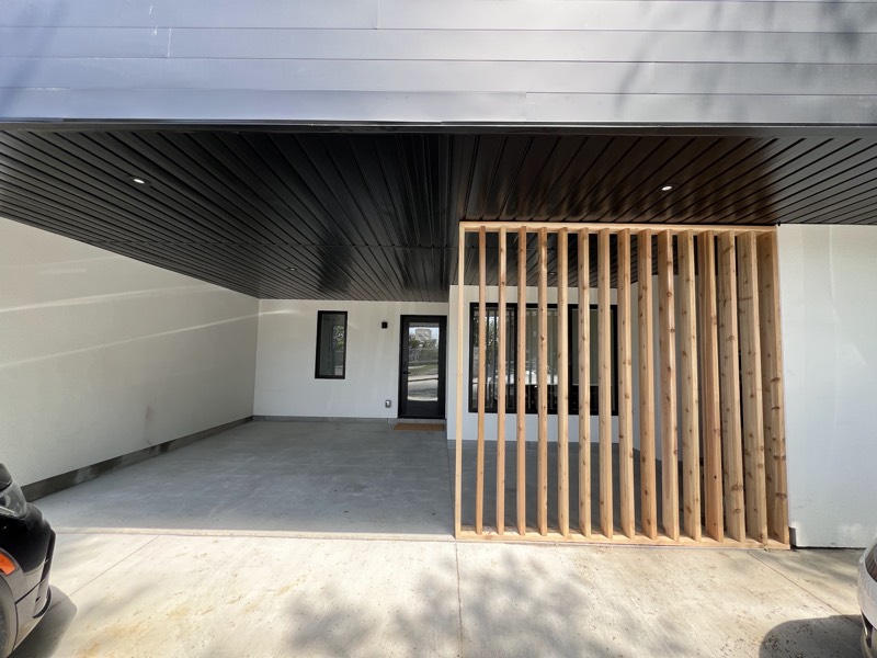 Laneway house