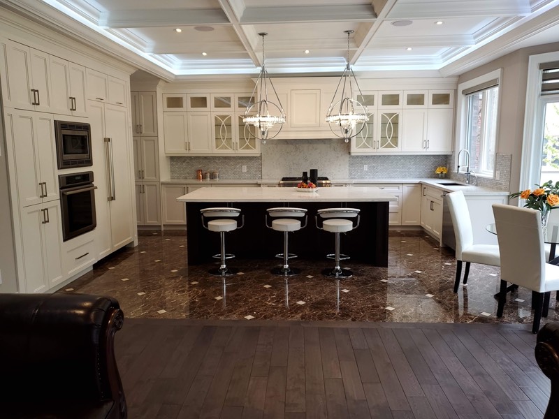 Kitchen Renovations by HouseCraft Homes & Renovations