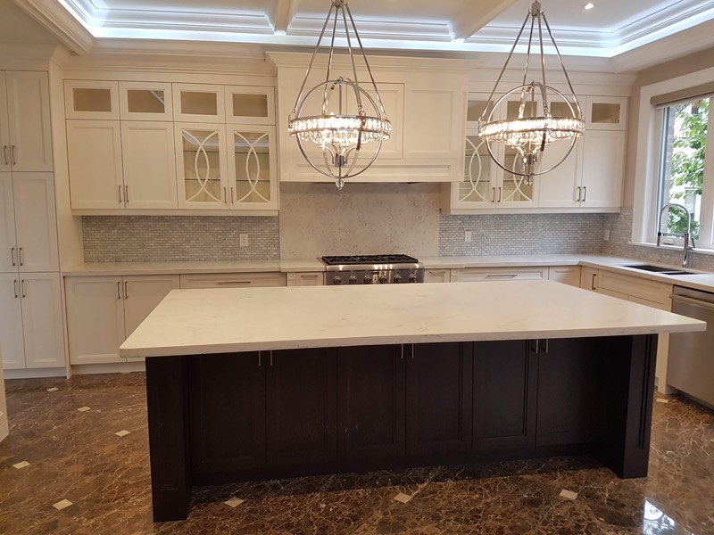 Kitchen Renovations by HouseCraft Homes & Renovations