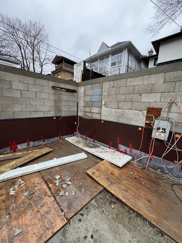 Laneway house